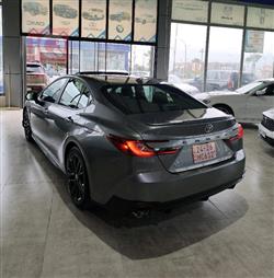 تۆیۆتا کامری